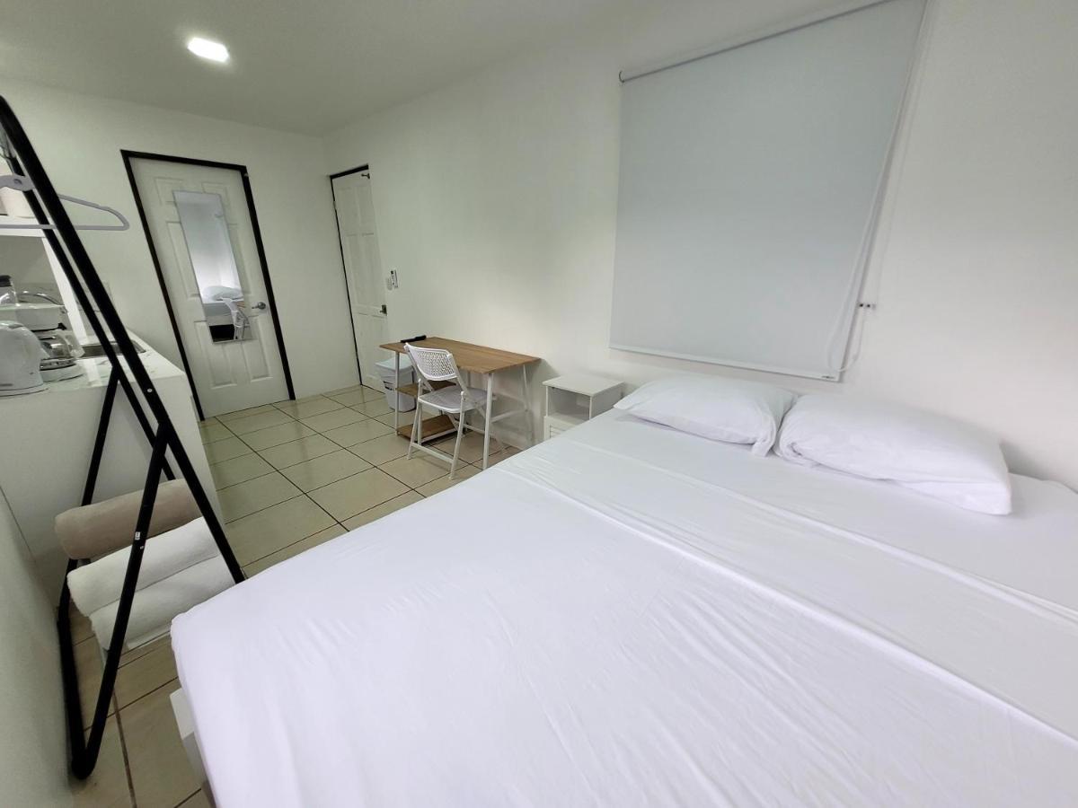 La Fonda Apartments La Fortuna ภายนอก รูปภาพ